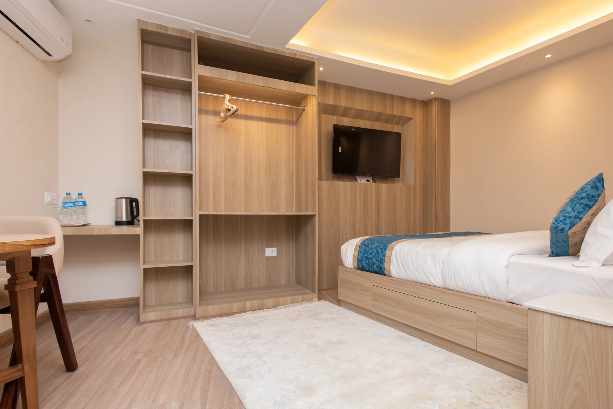 One Bedroom Apartment (3rd Floor)